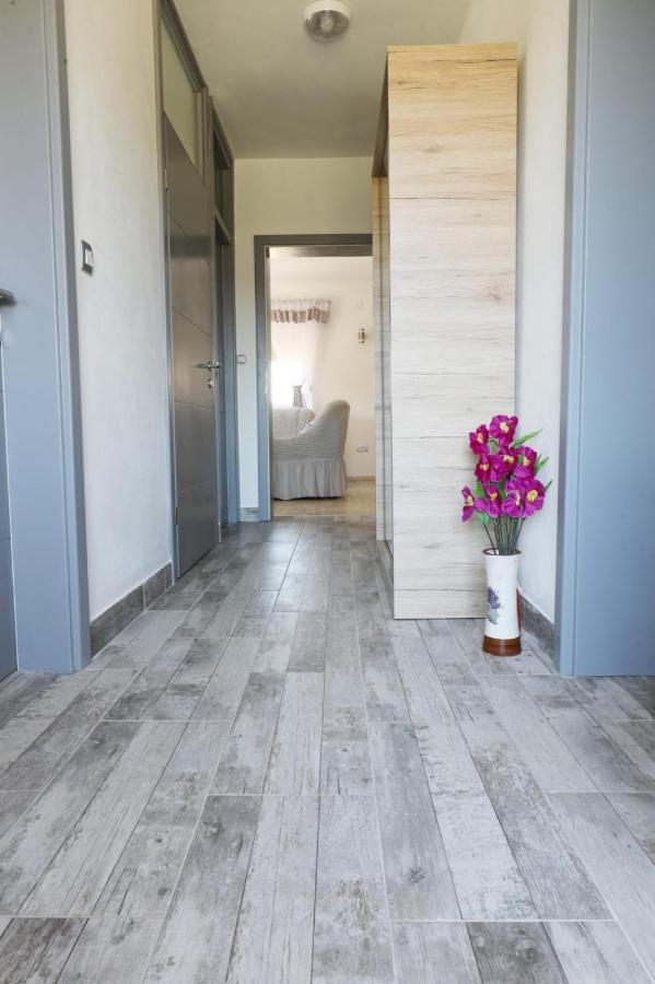 Apartman Teo &Tena Otočac Exteriér fotografie