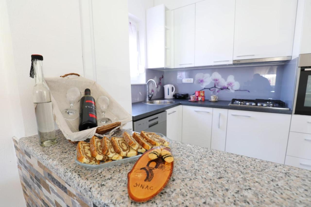 Apartman Teo &Tena Otočac Exteriér fotografie
