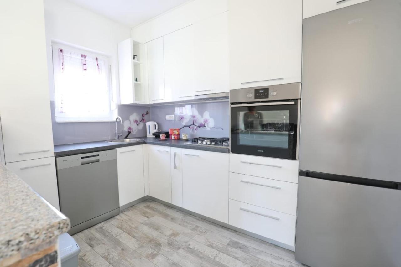 Apartman Teo &Tena Otočac Exteriér fotografie