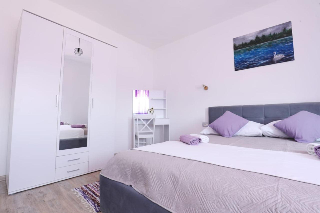 Apartman Teo &Tena Otočac Exteriér fotografie